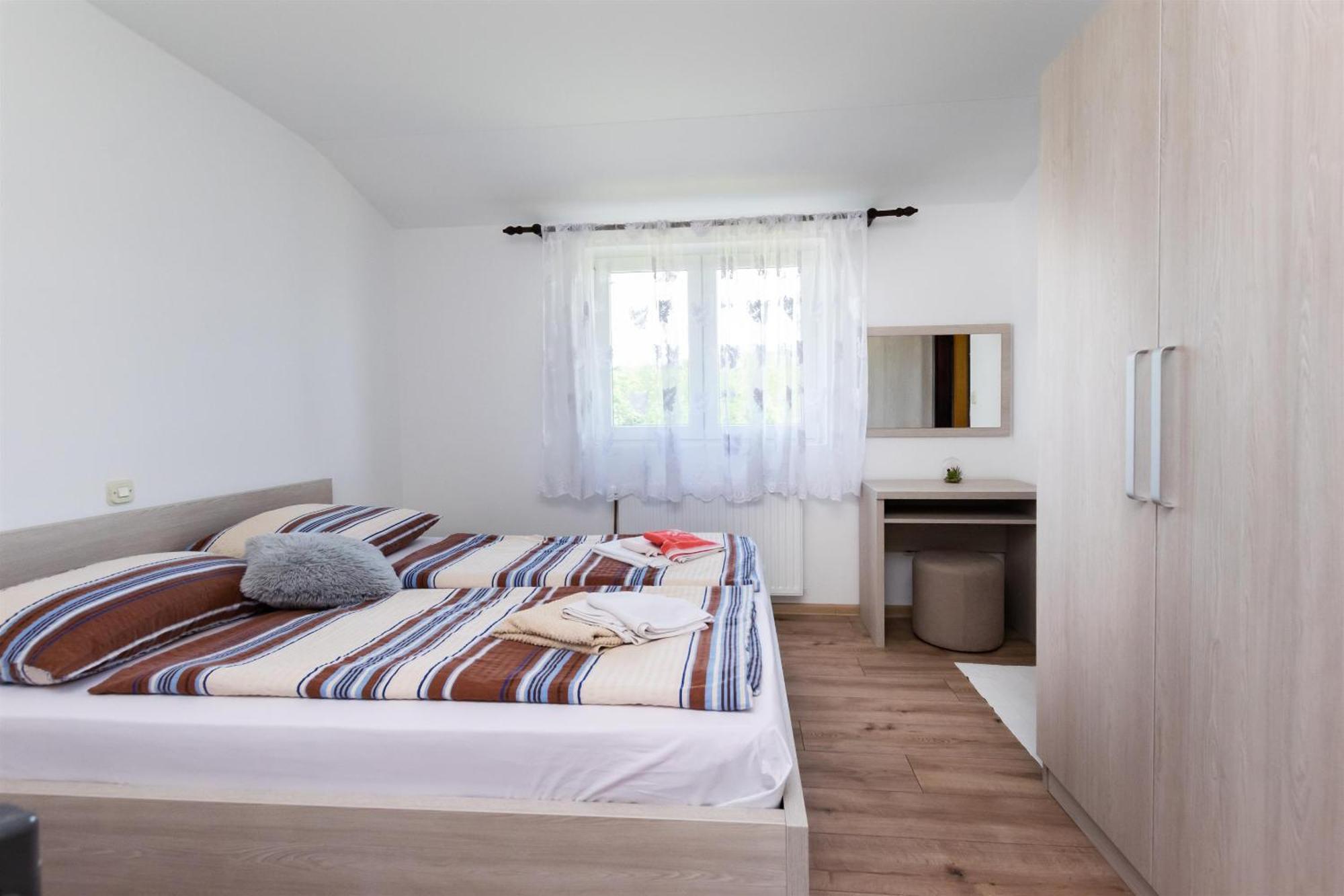 Apartments Boza 洛帕 外观 照片
