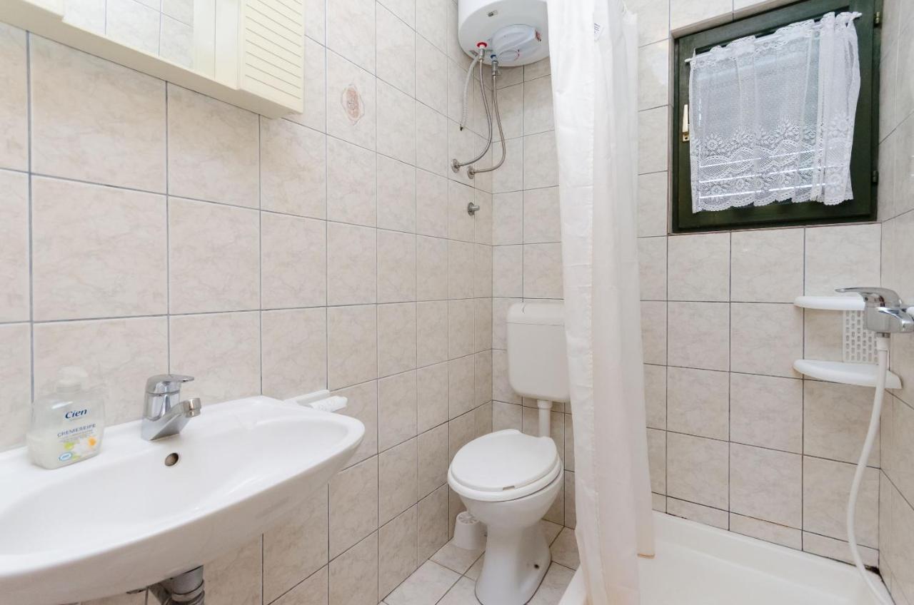 Apartments Boza 洛帕 外观 照片