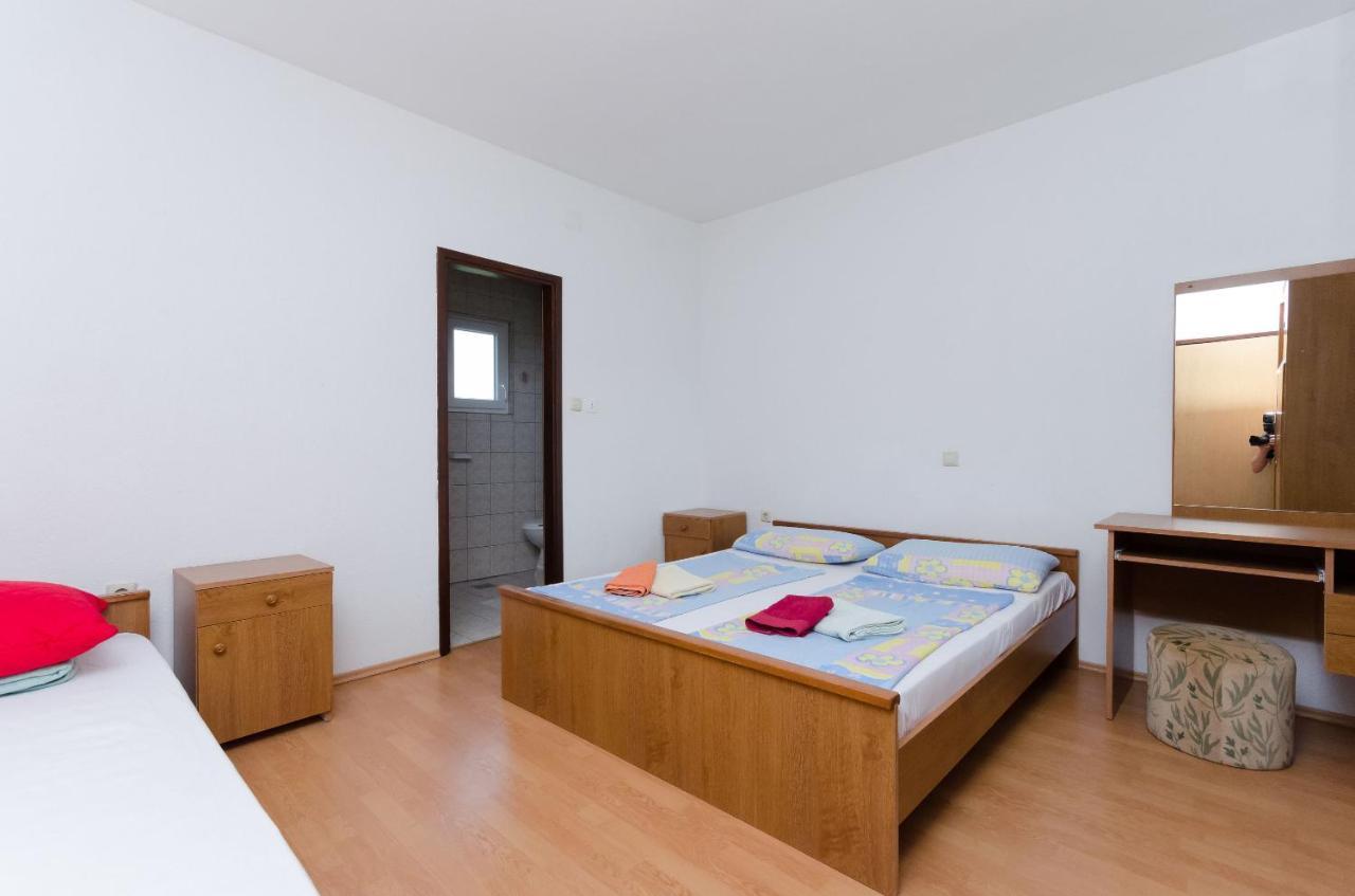 Apartments Boza 洛帕 外观 照片