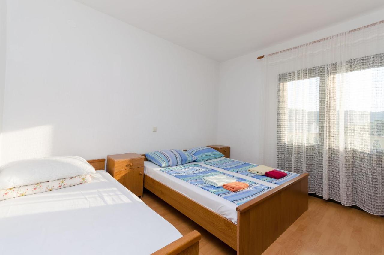 Apartments Boza 洛帕 外观 照片